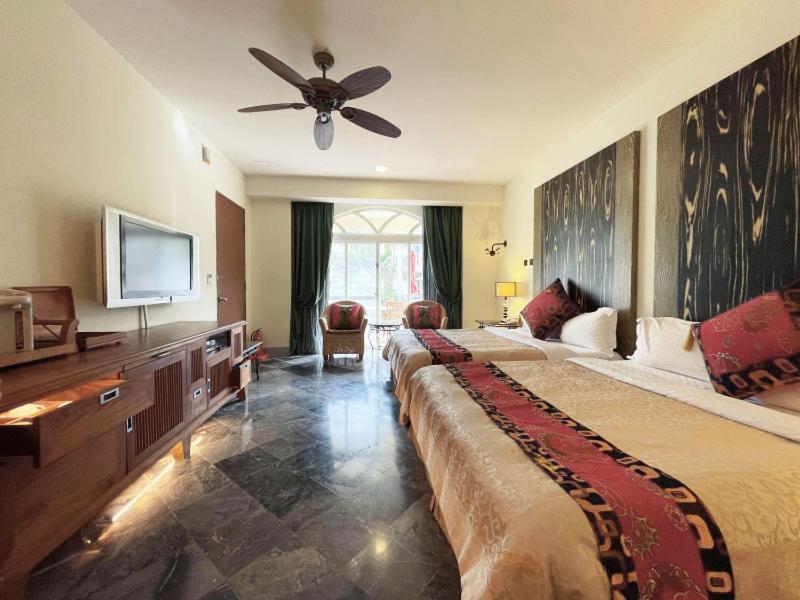 Swan Lake Villa Resort Nanwan Luaran gambar
