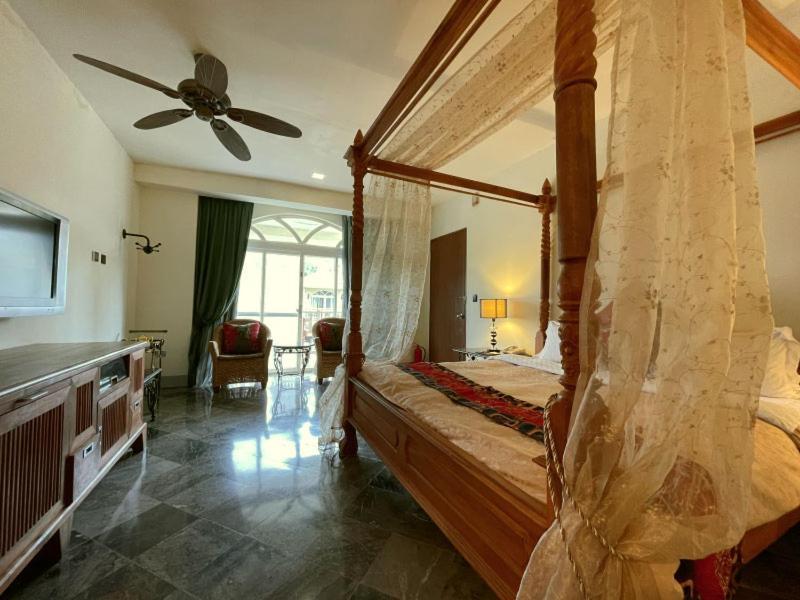 Swan Lake Villa Resort Nanwan Luaran gambar